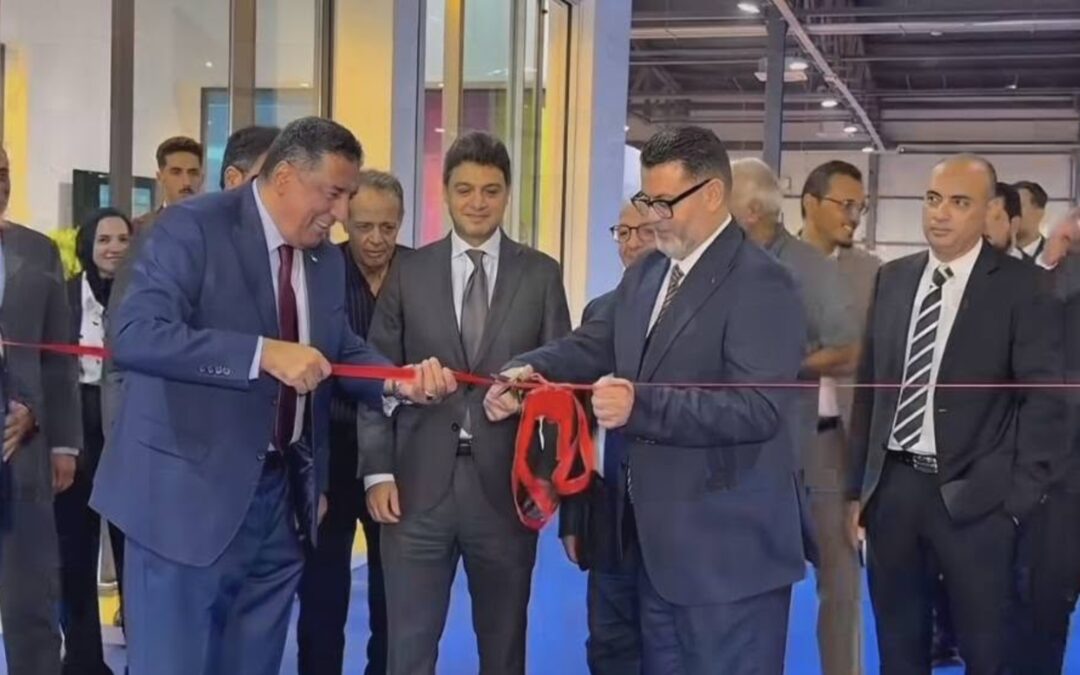 رئيس مجلس إدارة الهيئة العامة لتشجيع الاستثمار وشؤون الخصخصة يفتتح “معرض بنغازي الدولي للإنشاءات” لتعزيز قطاع البناء و الإعمار والتنمية